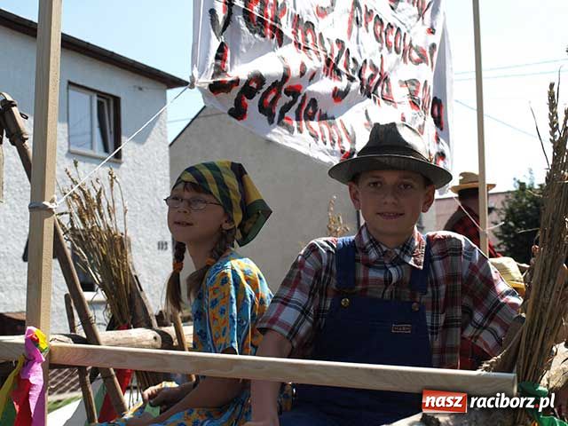 Zdjęcie w galerii na portalu naszraciborz.pl: Nie ma byka nad sudolskiego rolnika wiadomości z regionu