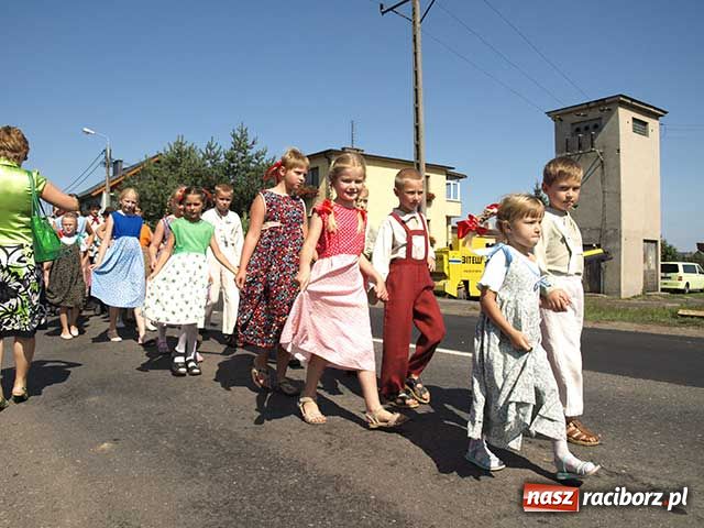 Zdjęcie w galerii na portalu naszraciborz.pl: Nie ma byka nad sudolskiego rolnika wiadomości z regionu