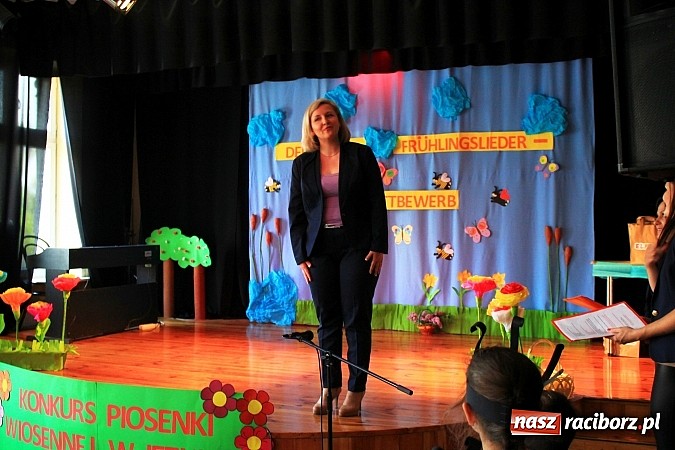 Zdjęcie w galerii na portalu naszraciborz.pl: Wiosennie i kolorowo w raciborskiej Strzesze wiadomości z regionu