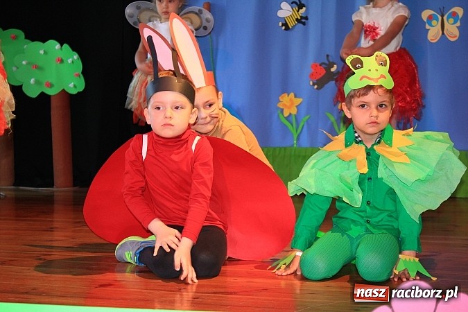 Zdjęcie w galerii na portalu naszraciborz.pl: Wiosennie i kolorowo w raciborskiej Strzesze wiadomości z regionu