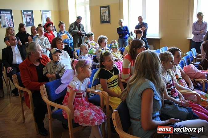 Zdjęcie w galerii na portalu naszraciborz.pl: Wiosennie i kolorowo w raciborskiej Strzesze wiadomości z regionu