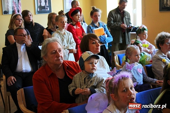 Zdjęcie w galerii na portalu naszraciborz.pl: Wiosennie i kolorowo w raciborskiej Strzesze wiadomości z regionu