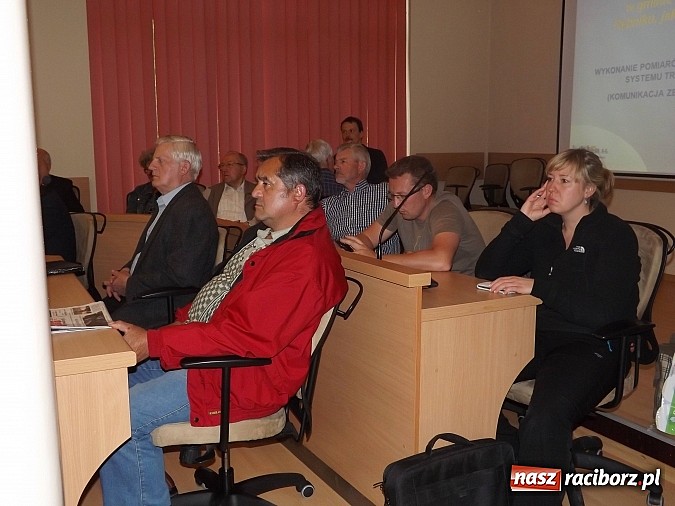 Zdjęcie w galerii na portalu naszraciborz.pl: B1 czarna - ta wersja drogi Racibórz-Pszczyna podoba się w Brzeziu i w Miedoni wiadomości z regionu