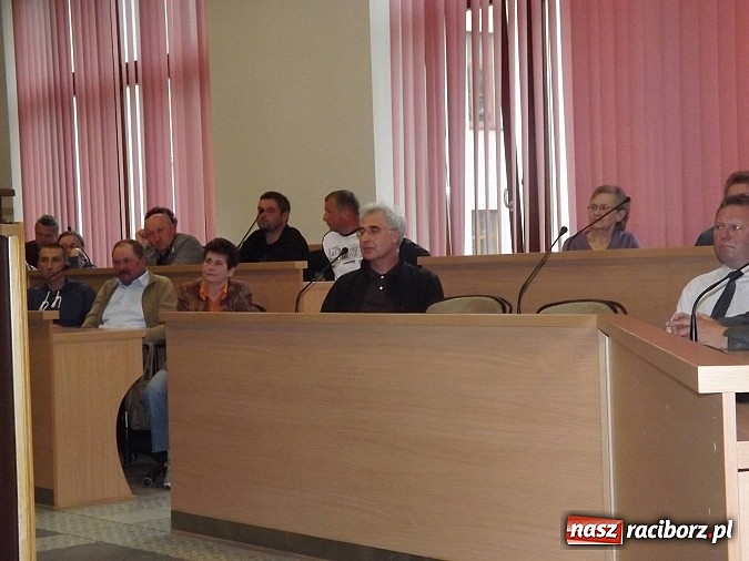 Zdjęcie w galerii na portalu naszraciborz.pl: B1 czarna - ta wersja drogi Racibórz-Pszczyna podoba się w Brzeziu i w Miedoni wiadomości z regionu