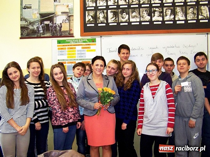 Zdjęcie w galerii na portalu naszraciborz.pl: Jak działa Sejmik Województwa Śląskiego? - lekcja w G5 wiadomości z regionu