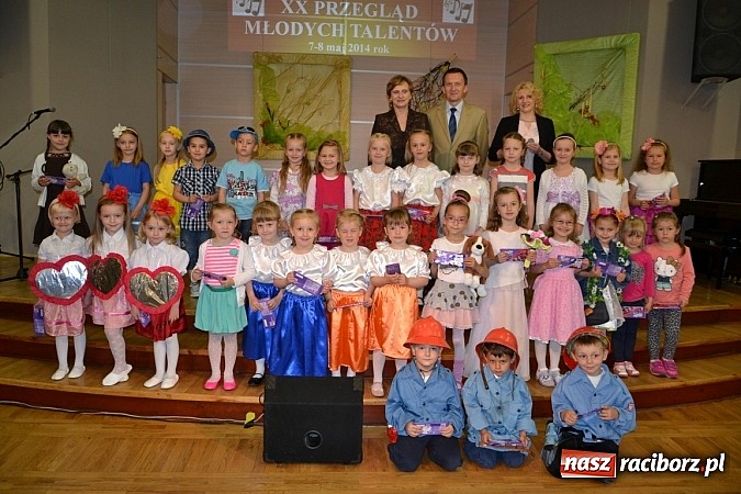 Zdjęcie w galerii na portalu naszraciborz.pl: Tworkowski przegląd młodych talent&oacute;w - fotoreportaż z dnia drugiego wiadomości z regionu