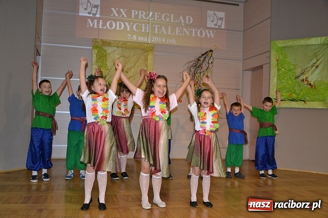 Zdjęcie w galerii na portalu naszraciborz.pl: Tworkowski przegląd młodych talent&oacute;w - fotoreportaż z dnia drugiego wiadomości z regionu