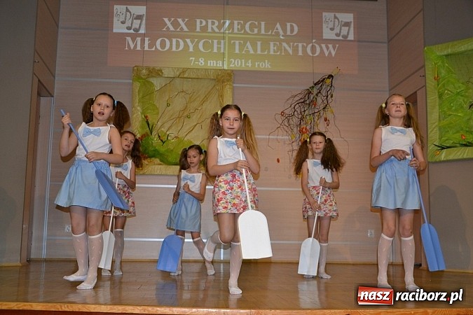 Zdjęcie w galerii na portalu naszraciborz.pl: Tworkowski przegląd młodych talent&oacute;w - fotoreportaż z dnia drugiego wiadomości z regionu