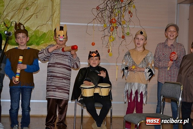 Zdjęcie w galerii na portalu naszraciborz.pl: Tworkowski przegląd młodych talent&oacute;w - fotoreportaż z dnia drugiego wiadomości z regionu