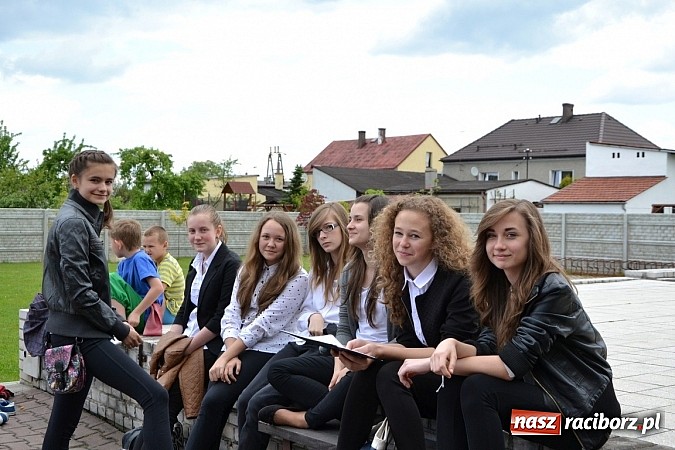 Zdjęcie w galerii na portalu naszraciborz.pl: Tworkowski przegląd młodych talent&oacute;w - fotoreportaż z dnia drugiego wiadomości z regionu