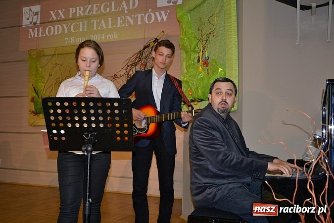 Zdjęcie w galerii na portalu naszraciborz.pl: Tworkowski przegląd młodych talent&oacute;w - fotoreportaż z dnia drugiego wiadomości z regionu