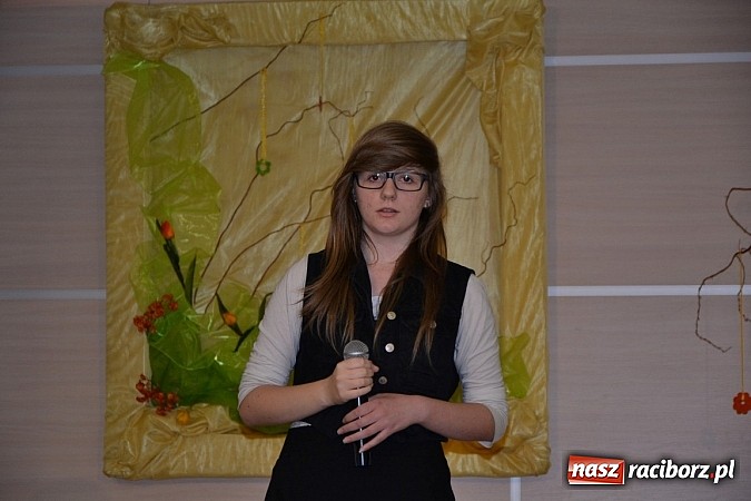 Zdjęcie w galerii na portalu naszraciborz.pl: Tworkowski przegląd młodych talent&oacute;w - fotoreportaż z dnia drugiego wiadomości z regionu