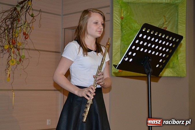 Zdjęcie w galerii na portalu naszraciborz.pl: Tworkowski przegląd młodych talent&oacute;w - fotoreportaż z dnia drugiego wiadomości z regionu