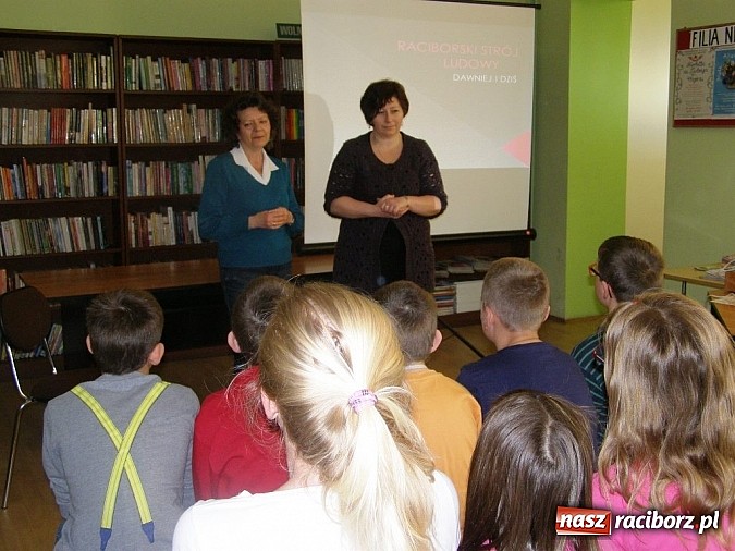 Zdjęcie w galerii na portalu naszraciborz.pl: Jak nosiły się nasze babcie  wiadomości z regionu