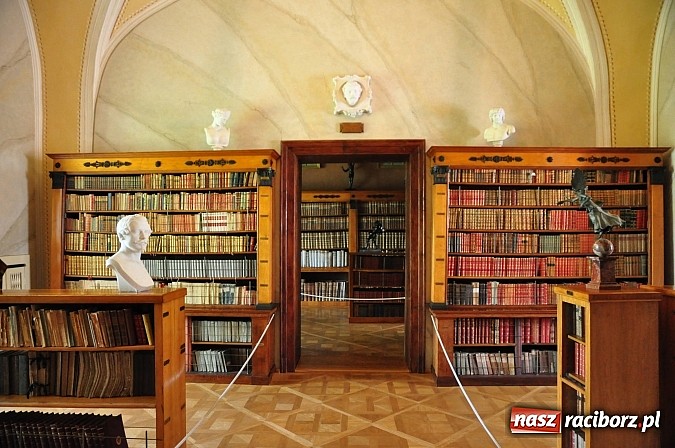 Zdjęcie w galerii na portalu naszraciborz.pl: Wycieczka na weekend: Zamek w Hradcu wiadomości z regionu