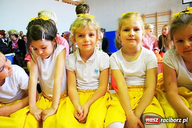 Zdjęcie w galerii na portalu naszraciborz.pl: Bądź dobry jak chleb, czyli IV Festiwal Pozytywnych Wartości w Bieńkowicach wiadomości z regionu