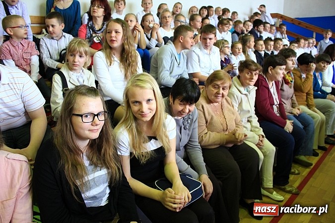 Zdjęcie w galerii na portalu naszraciborz.pl: Bądź dobry jak chleb, czyli IV Festiwal Pozytywnych Wartości w Bieńkowicach wiadomości z regionu