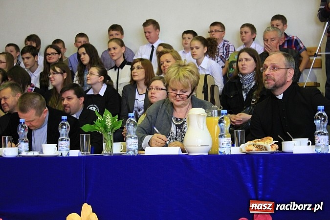 Zdjęcie w galerii na portalu naszraciborz.pl: Bądź dobry jak chleb, czyli IV Festiwal Pozytywnych Wartości w Bieńkowicach wiadomości z regionu