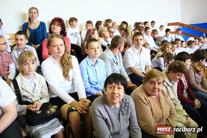 Zdjęcie w galerii na portalu naszraciborz.pl: Bądź dobry jak chleb, czyli IV Festiwal Pozytywnych Wartości w Bieńkowicach wiadomości z regionu