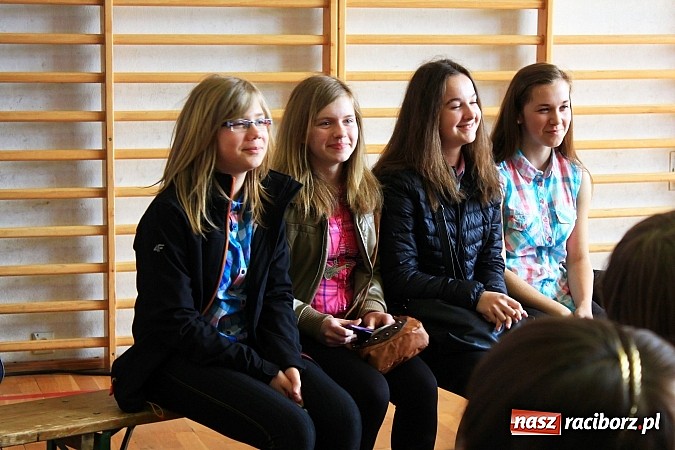 Zdjęcie w galerii na portalu naszraciborz.pl: Bądź dobry jak chleb, czyli IV Festiwal Pozytywnych Wartości w Bieńkowicach wiadomości z regionu