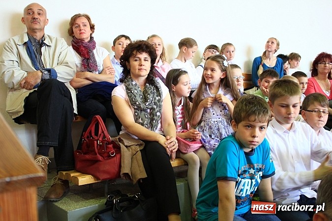 Zdjęcie w galerii na portalu naszraciborz.pl: Bądź dobry jak chleb, czyli IV Festiwal Pozytywnych Wartości w Bieńkowicach wiadomości z regionu