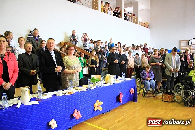 Zdjęcie w galerii na portalu naszraciborz.pl: Bądź dobry jak chleb, czyli IV Festiwal Pozytywnych Wartości w Bieńkowicach wiadomości z regionu