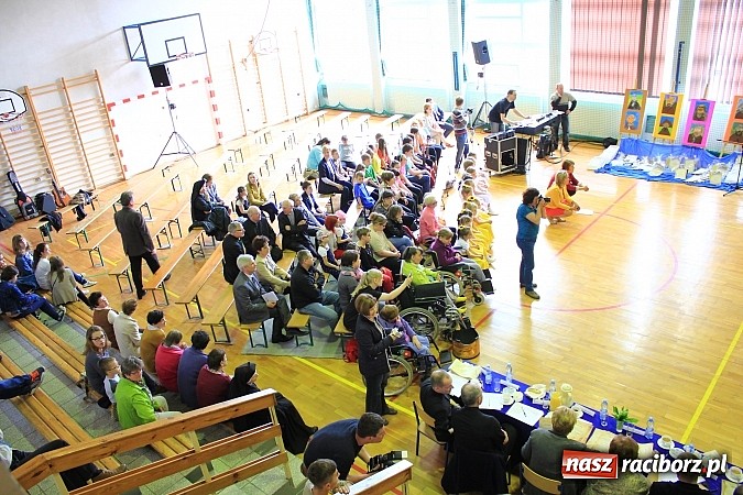 Zdjęcie w galerii na portalu naszraciborz.pl: Bądź dobry jak chleb, czyli IV Festiwal Pozytywnych Wartości w Bieńkowicach wiadomości z regionu