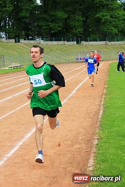 Zdjęcie w galerii na portalu naszraciborz.pl: XIV Regionalny Mityng Lekkoatletyczny.&nbsp;16 drużyn z całego Śląska w Raciborzu! wiadomości z regionu