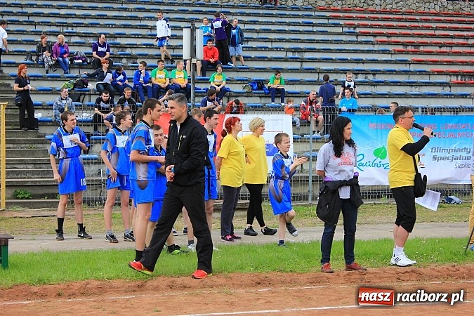 Zdjęcie w galerii na portalu naszraciborz.pl: XIV Regionalny Mityng Lekkoatletyczny.&nbsp;16 drużyn z całego Śląska w Raciborzu! wiadomości z regionu