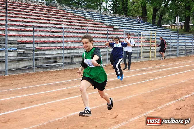 Zdjęcie w galerii na portalu naszraciborz.pl: XIV Regionalny Mityng Lekkoatletyczny.&nbsp;16 drużyn z całego Śląska w Raciborzu! wiadomości z regionu