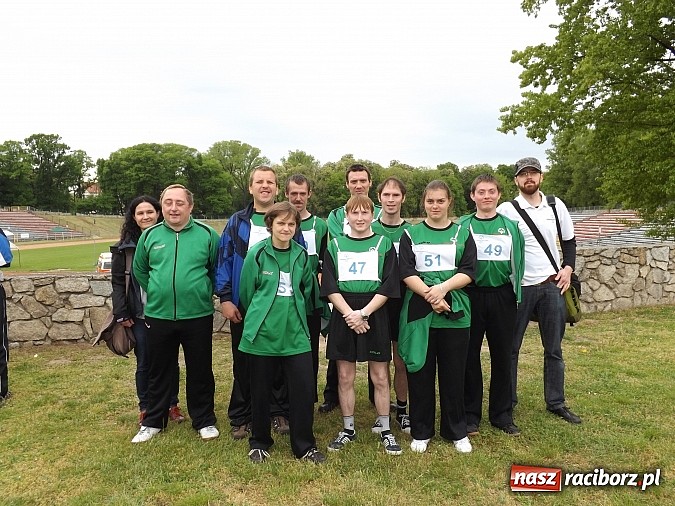 Zdjęcie w galerii na portalu naszraciborz.pl: XIV Regionalny Mityng Lekkoatletyczny.&nbsp;16 drużyn z całego Śląska w Raciborzu! wiadomości z regionu