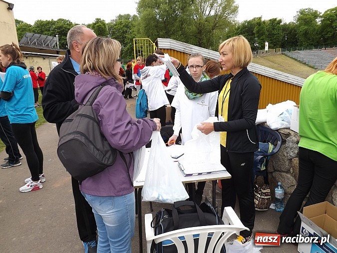 Zdjęcie w galerii na portalu naszraciborz.pl: XIV Regionalny Mityng Lekkoatletyczny.&nbsp;16 drużyn z całego Śląska w Raciborzu! wiadomości z regionu