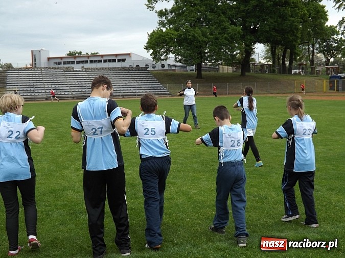 Zdjęcie w galerii na portalu naszraciborz.pl: XIV Regionalny Mityng Lekkoatletyczny.&nbsp;16 drużyn z całego Śląska w Raciborzu! wiadomości z regionu
