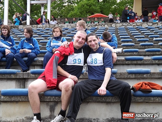 Zdjęcie w galerii na portalu naszraciborz.pl: XIV Regionalny Mityng Lekkoatletyczny.&nbsp;16 drużyn z całego Śląska w Raciborzu! wiadomości z regionu