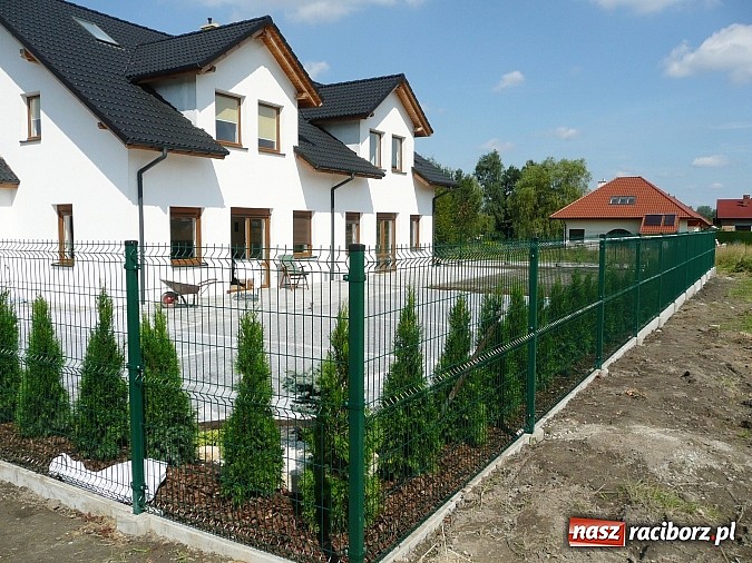 Zdjęcie w galerii na portalu naszraciborz.pl: Najlepsze ogrodzenia panelowe, tylko w Akronis! wiadomości z regionu