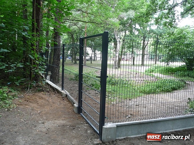 Zdjęcie w galerii na portalu naszraciborz.pl: Najlepsze ogrodzenia panelowe, tylko w Akronis! wiadomości z regionu