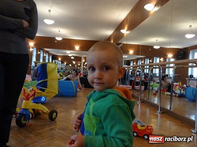 Zdjęcie w galerii na portalu naszraciborz.pl: Odkrywaj świat i korzystaj z jego oferty wiadomości z regionu