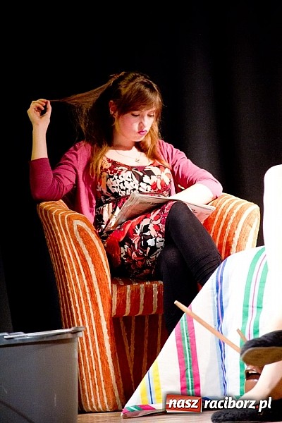 Zdjęcie w galerii na portalu naszraciborz.pl: Maryna i Rozalia, czyli Wiejski spisek na deskach MDK wiadomości z regionu