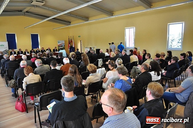 Zdjęcie w galerii na portalu naszraciborz.pl: 120 wystawców. Piękna pogoda. Bogaty program. Ruszyła Eko-Wystawa w Pietrowicach wiadomości z regionu