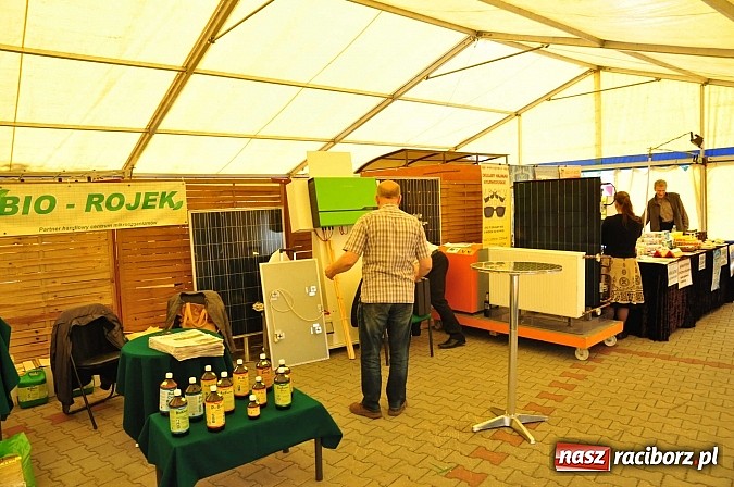 Zdjęcie w galerii na portalu naszraciborz.pl: 120 wystawców. Piękna pogoda. Bogaty program. Ruszyła Eko-Wystawa w Pietrowicach wiadomości z regionu