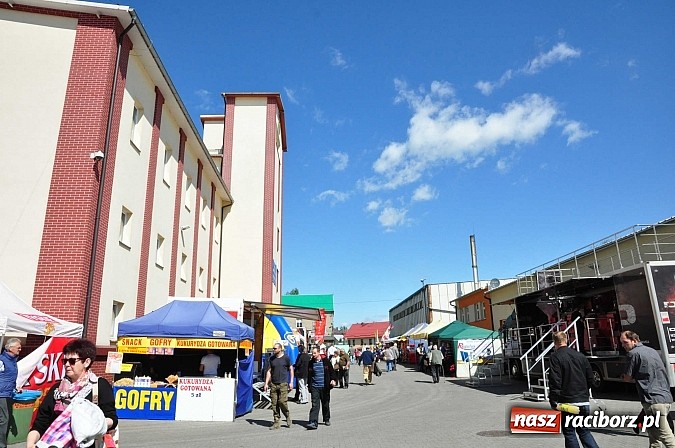 Zdjęcie w galerii na portalu naszraciborz.pl: 120 wystawców. Piękna pogoda. Bogaty program. Ruszyła Eko-Wystawa w Pietrowicach wiadomości z regionu