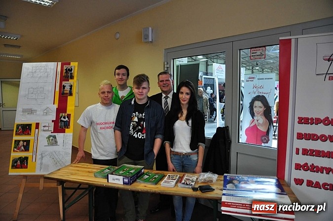 Zdjęcie w galerii na portalu naszraciborz.pl: 120 wystawców. Piękna pogoda. Bogaty program. Ruszyła Eko-Wystawa w Pietrowicach wiadomości z regionu