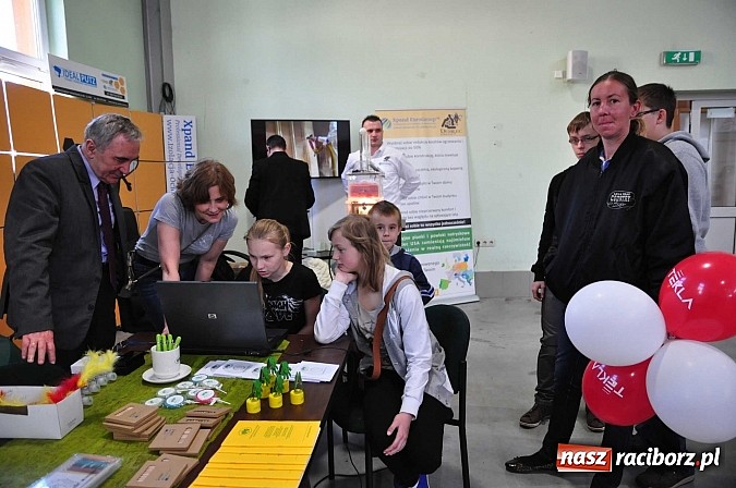 Zdjęcie w galerii na portalu naszraciborz.pl: 120 wystawców. Piękna pogoda. Bogaty program. Ruszyła Eko-Wystawa w Pietrowicach wiadomości z regionu