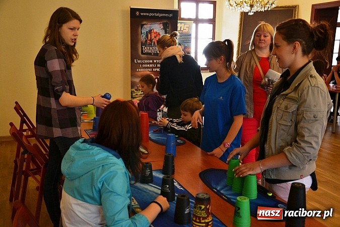 Zdjęcie w galerii na portalu naszraciborz.pl: Na zamku zagościli miłośnicy gier logicznych wiadomości z regionu