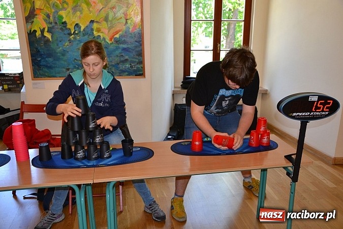 Zdjęcie w galerii na portalu naszraciborz.pl: Na zamku zagościli miłośnicy gier logicznych wiadomości z regionu