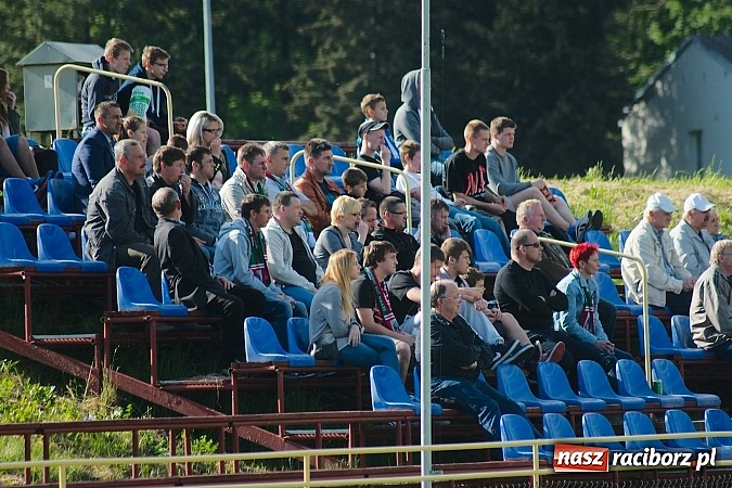 Zdjęcie w galerii na portalu naszraciborz.pl: Ogromny pech KS Rafako. Turza wbiła gola w 96.minucie! wiadomości z regionu