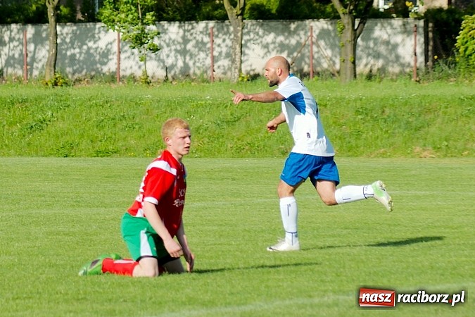 Zdjęcie w galerii na portalu naszraciborz.pl: Ogromny pech KS Rafako. Turza wbiła gola w 96.minucie! wiadomości z regionu