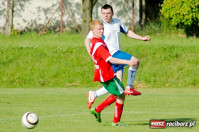 Zdjęcie w galerii na portalu naszraciborz.pl: Ogromny pech KS Rafako. Turza wbiła gola w 96.minucie! wiadomości z regionu