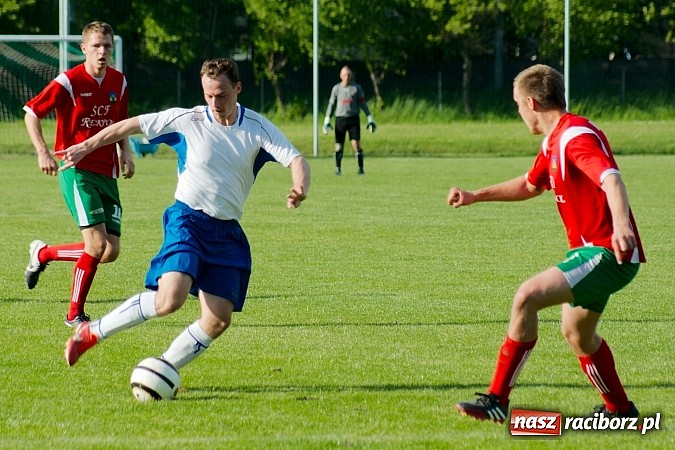 Zdjęcie w galerii na portalu naszraciborz.pl: Ogromny pech KS Rafako. Turza wbiła gola w 96.minucie! wiadomości z regionu