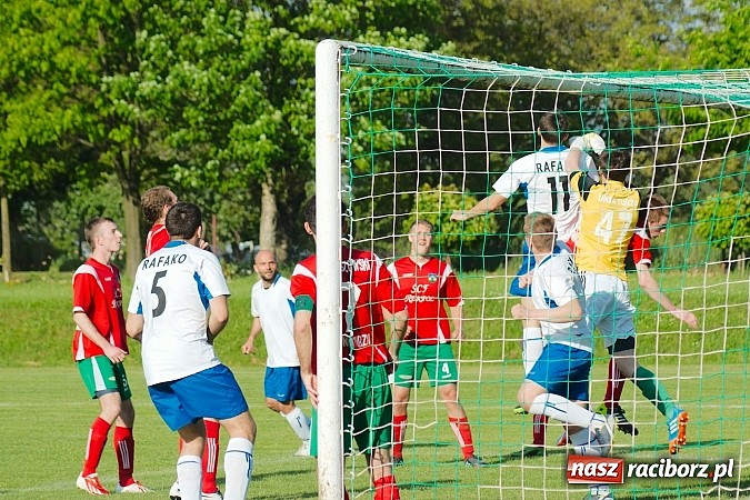 Zdjęcie w galerii na portalu naszraciborz.pl: Ogromny pech KS Rafako. Turza wbiła gola w 96.minucie! wiadomości z regionu
